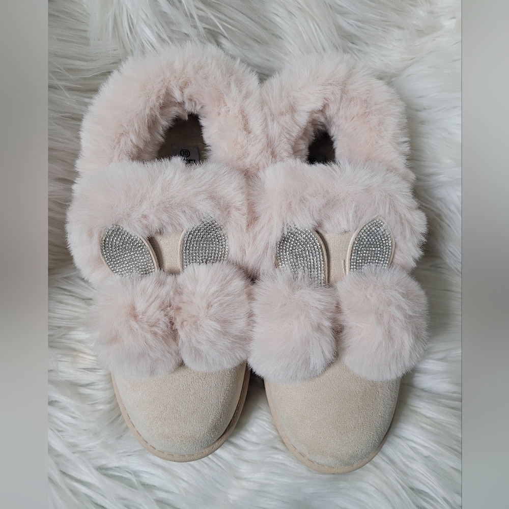 NWOT Rouge Rhinestone bunny ears boots